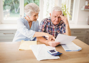 Pensiya alanlara ŞAD XƏBƏR: Bu qədər artım olacaq – İqtisadçı açıqladı