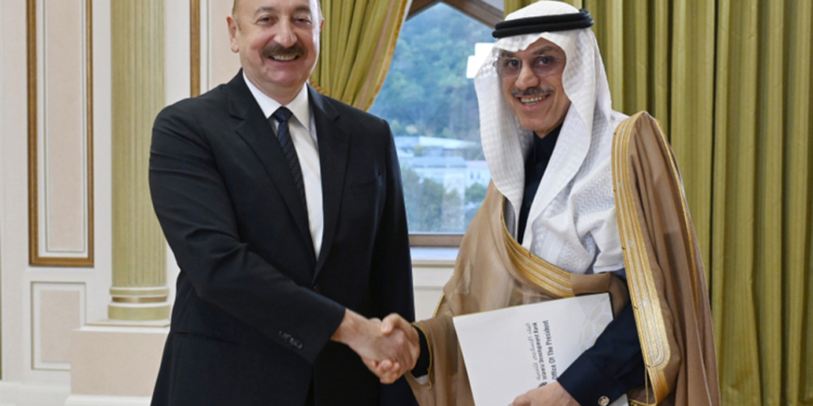 Prezident qəbul keçirdi - FOTOLAR