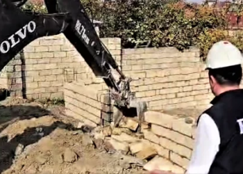 FHN tərəfindən qanunsuz tikililər sökülüb – VİDEO