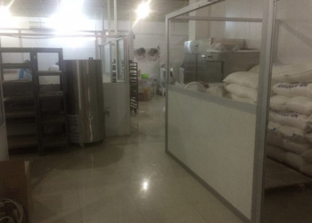 Şirniyyat sexində dəhşətli hadisə – Əlini itirdi