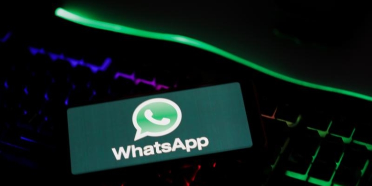 "WhatsApp" çox hesablı funksiya əldə edəcək 