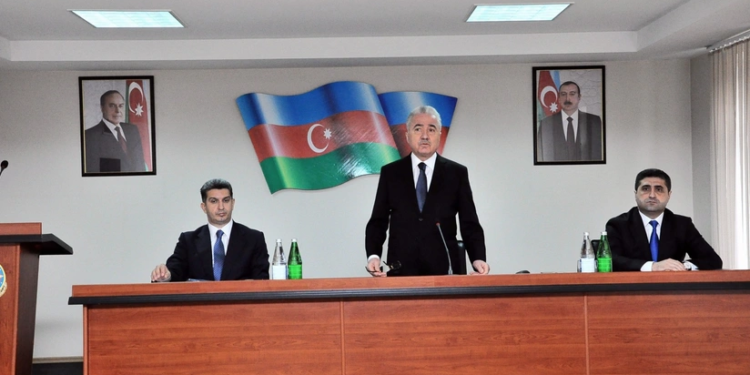 Göygölün yeni icra başçısı kollektivə təqdim olundu