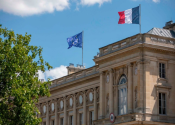 Fransa Rusiyanın Ukraynaya zərbələri zamanı Azərbaycan səfirliyinin zərər görməsini pisləyib