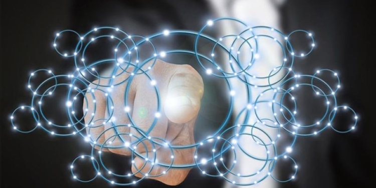 Texnologiya nəhəngləri süni intellektdə güclərini birləşdirir