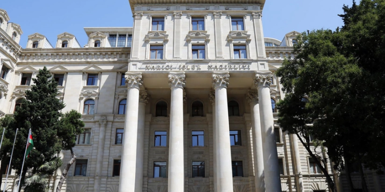 Azərbaycan XİN Butan Krallığını təbrik edib