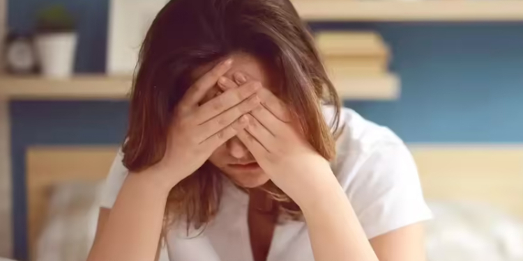 Xanım direktoru xidməti otağında döyən fəhlə həbs olundu - Uğursuz sevgi...