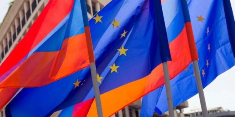 Aİ Ermənistana 500 milyon avro ayıracaq