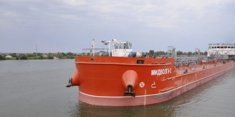 Rusiya tankeri Türkiyə sahilləri yaxınlığında hücuma məruz qalıb