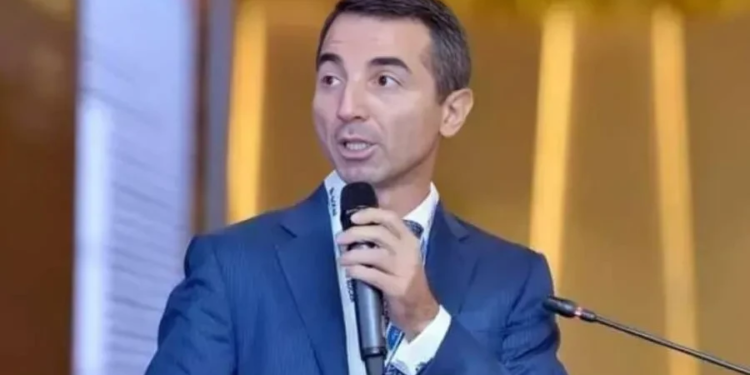 Adnan Əhmədzadə buraxılır?