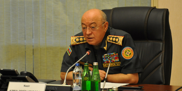 Nazir rəisi işdən çıxardı - İki təyinat etdi