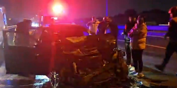 Bakıda avtomobillə "KamAZ" toqquşub, ölən var