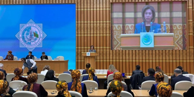 Bahar Muradova Türkmənistanda keçirilən beynəlxalq konfransda çıxış edib