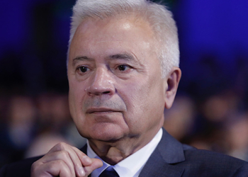 Vahid Ələkbərov bu il 2,58 milyard itirib