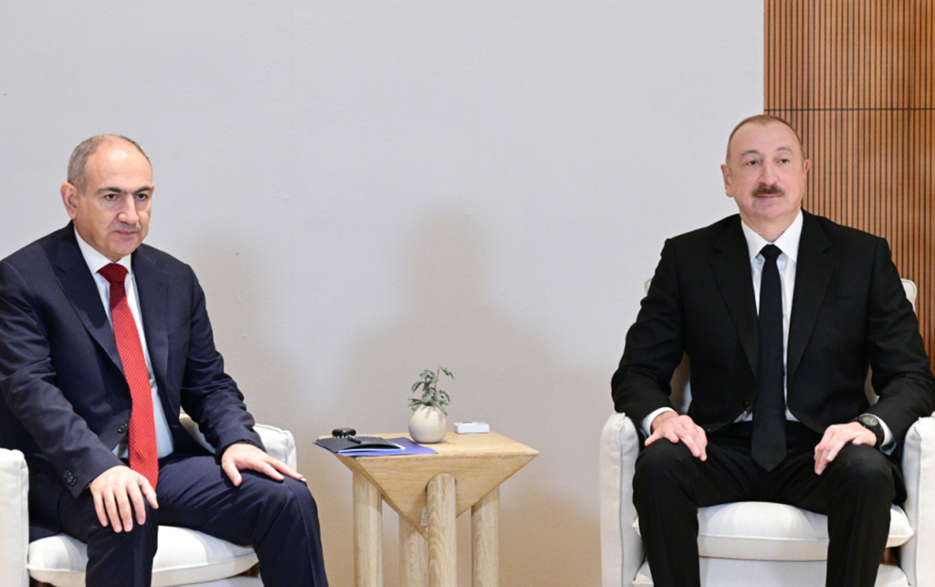 Əliyevlə Paşinyanın geniş tərkibdə görüşü oldu – Video – Fotolar