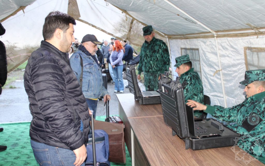 Ermənistanın vətəndaş cəmiyyətinin nümayəndələri Azərbaycana gəliblər - Fotolar