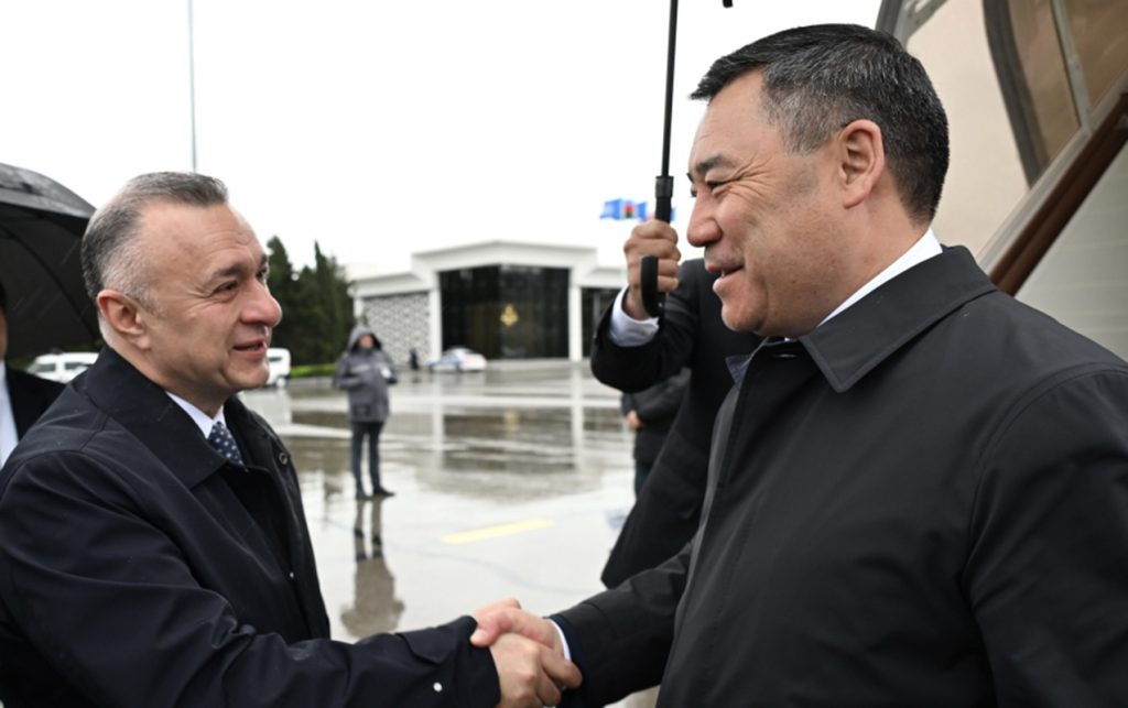 Japarov Azərbaycana gəldi