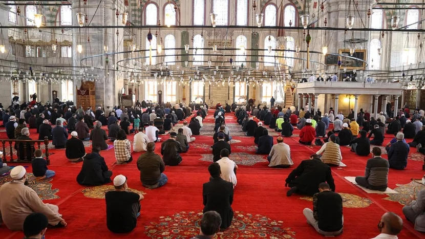 Bayram namazının vaxtı AÇIQLANDI