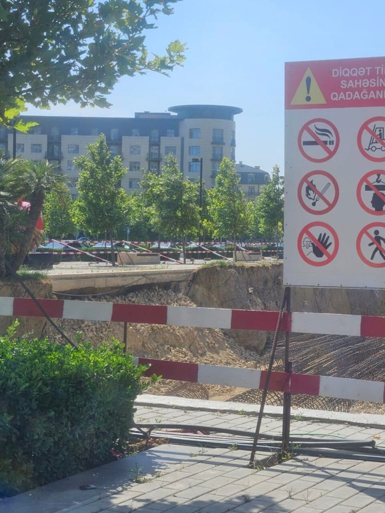 Ağ Şəhərdə katlavanı uçan tikinti onun imiş - FOTO