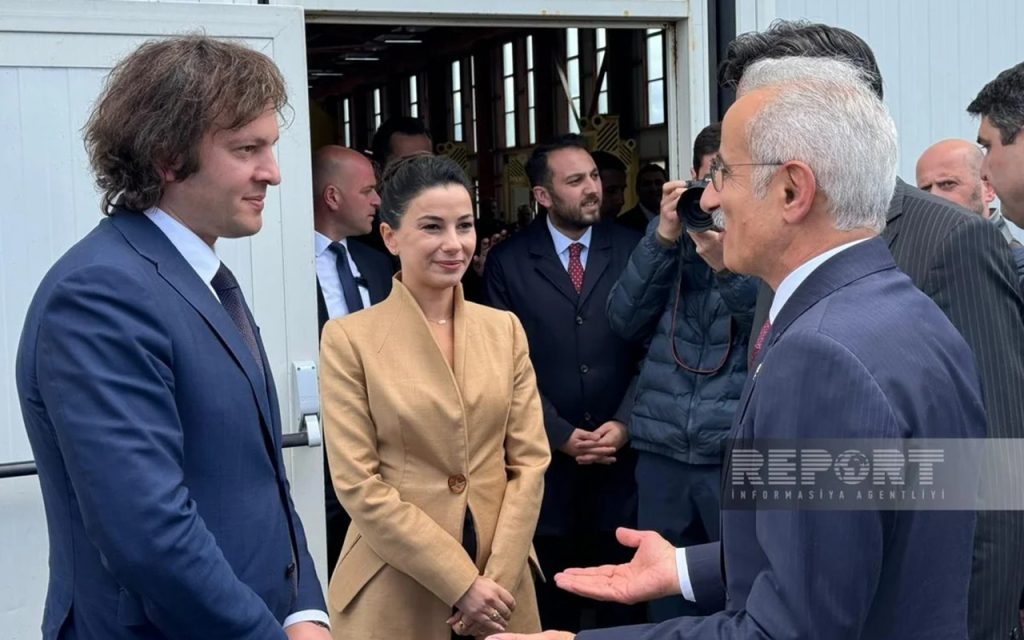 BTQ dəmir yolu xəttinin rəsmi açılışı keçirilir - Foto