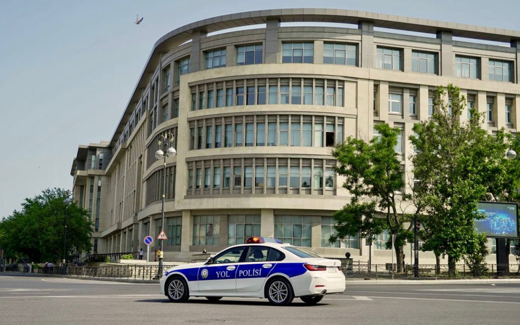 DYP məzunlara və valideynlərə müraciət etdi