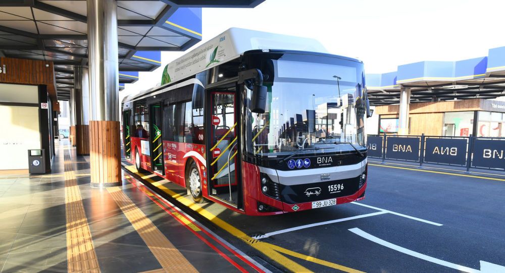 "BakuBus"dan sərnişinlərdən küsən sürücü ilə bağlı - AÇIQLAMA