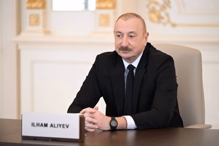 Yeni postlar, yeni adlar: Prezident kimlərə vəzifə verib?