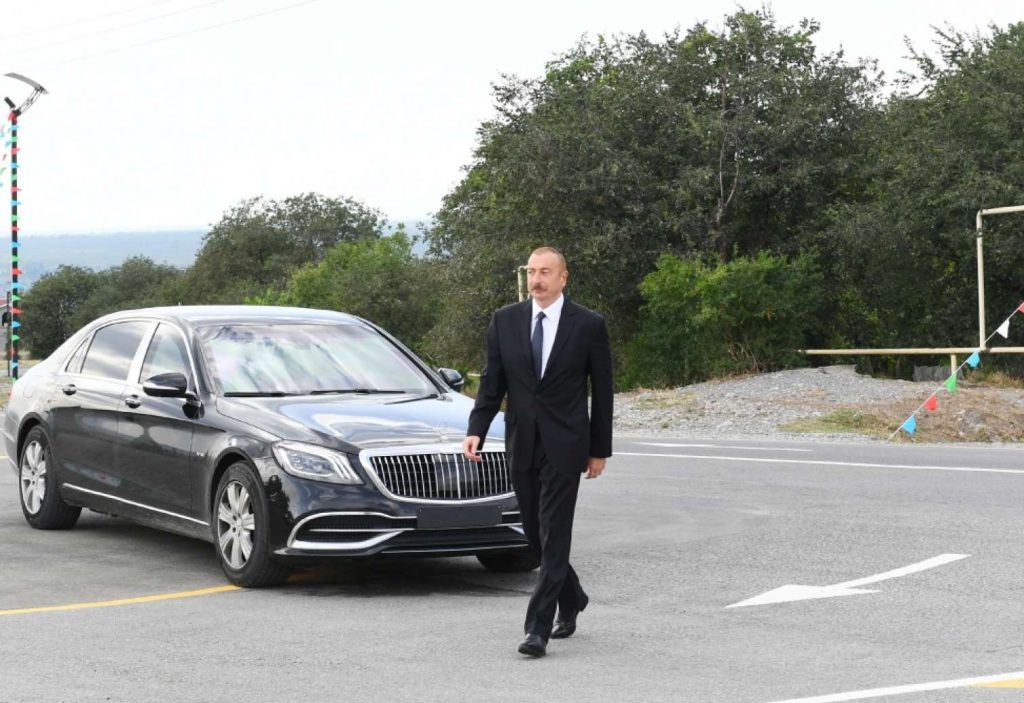 "Belə avtomobillə heç yerə getmərəm" - Prezident
