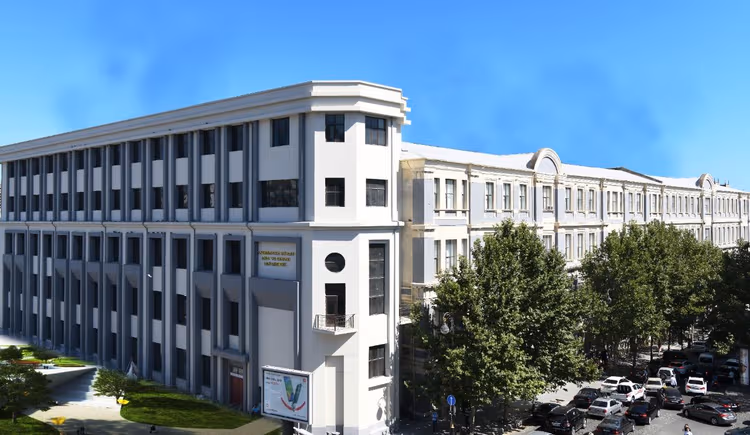 Bu universitetdə 6 kafedra ləğv olundu - Rektordan sərt qərar