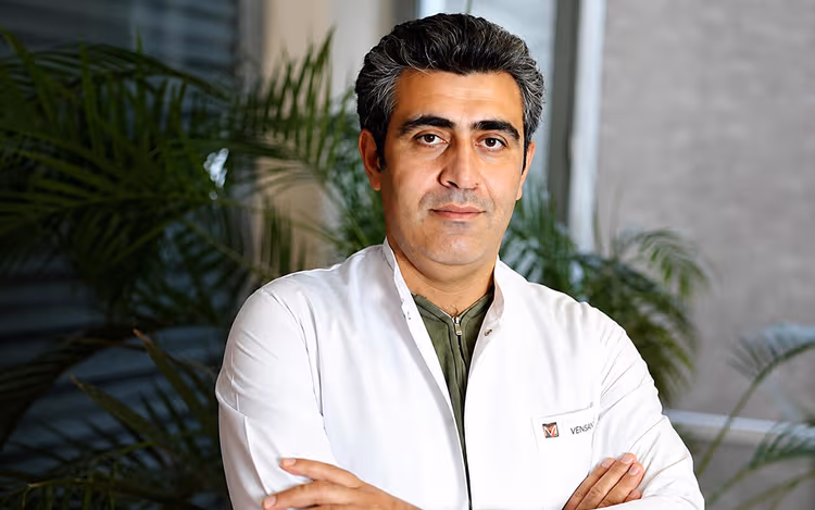 Tanınmış cərraha 9 il həbs verildi