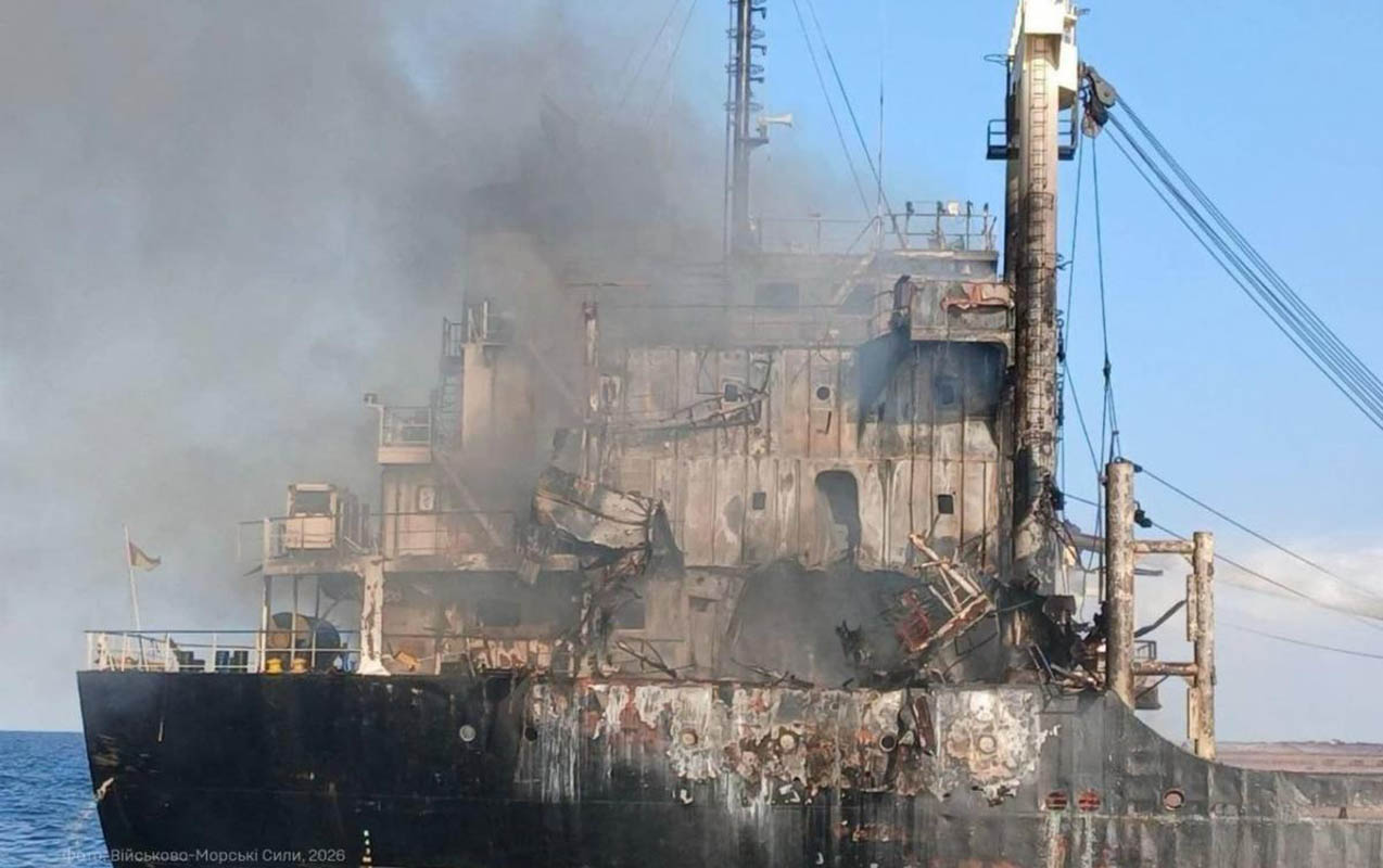 Qara dənizdə Türkiyəyə də məxsus gəmi vurulub – 10 ölü