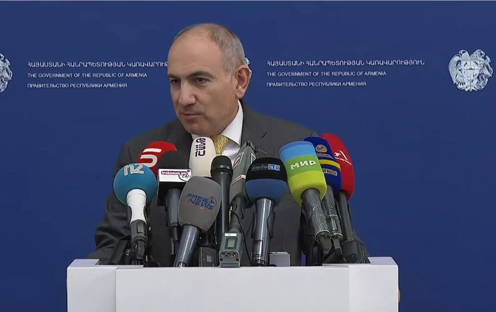 Yeni Konstitusiyanın mətni ilin sonunadək dərc olunacaq - Paşinyan