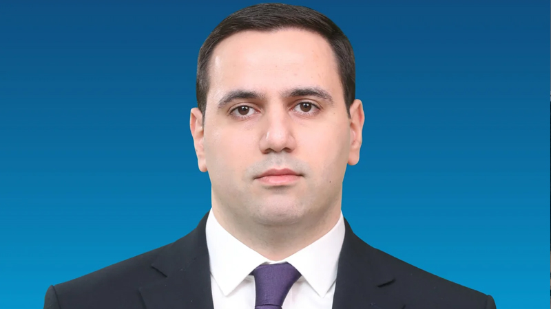 Prezident Qoşqar Təhməzliyə müavin təyin etdi