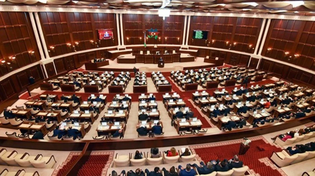 6 ay sonra qüvvəyə minəcək — Milli Məclis qərar qəbul etdi