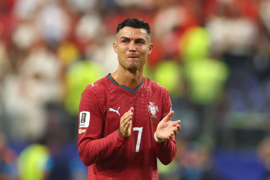 Ronaldo futboldan gedir - tarixi açıqladı