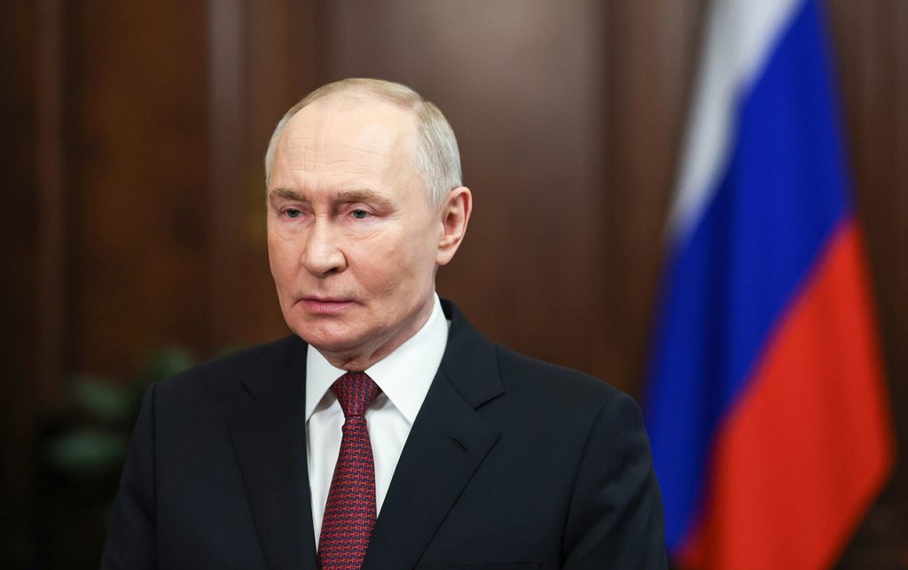 Putinin partiyası qalib gəldi