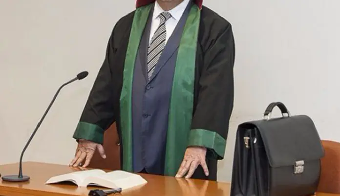 Vəkil Elşad Məmmədov saxlanıldı