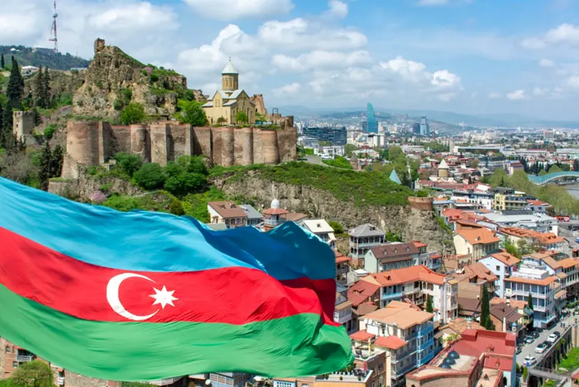 Bu ölkədə ikinci dil Azərbaycan dilidir