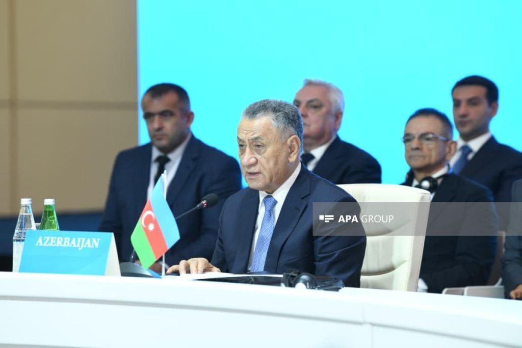 Ramil Usubovun sədrliyi toplantı keçirilir - Fotolar