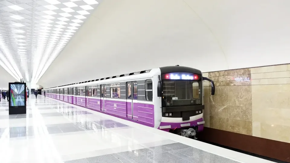 Sabahdan bu metrostansiyalara giriş pulsuz olacaq – RƏSMİ