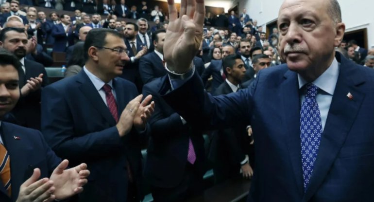 Ərdoğanın geyimindəki gizli mesaj – FOTO