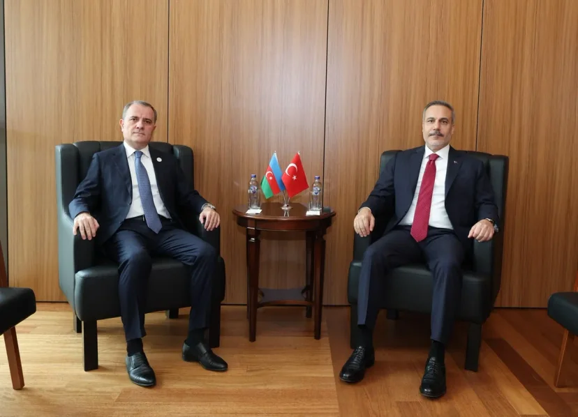 Azərbaycan və Türkiyə XİN rəhbərləri görüşdü