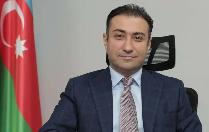 Anar Bayramov TƏBİB-in mətbuat katibini nazirliyə apardı – YENİ KADR DƏYİŞİKLİYİ