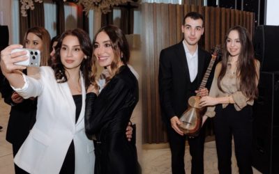 Prezidentin qızları “Cənnətin ariyası”nın konsertində – Fotolar