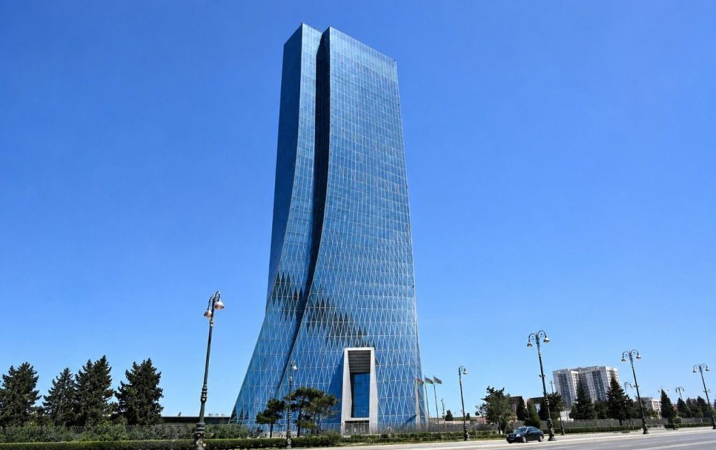 AMB uçot dərəcəsini açıqladı