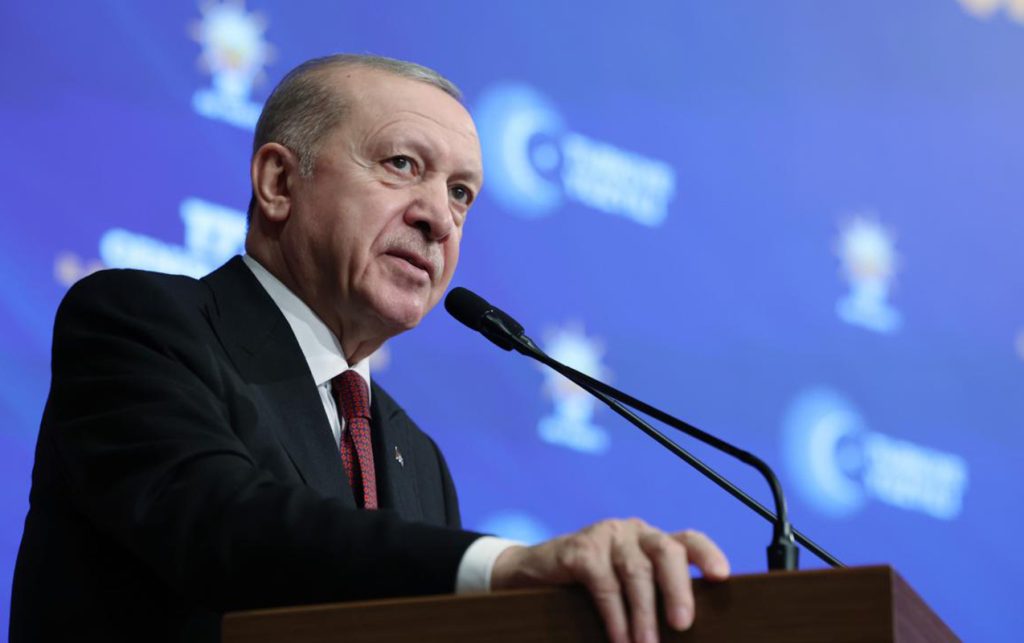 Ərdoğan Azərbaycanı Müstəqilliyin Bərpası Günü münasibətilə təbrik etdi – Foto