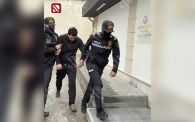 Əhmədlidəki kütləvi davanın iştirakçıları məhkəməyə belə gətirildilər – Anbaan görüntülər