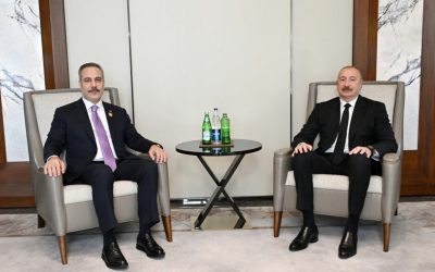 İlham Əliyev Hakan Fidanla görüşdü – Foto