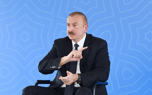 “Gördülər ki, büdrəmişik, arxadan bıçaq vurdular”
