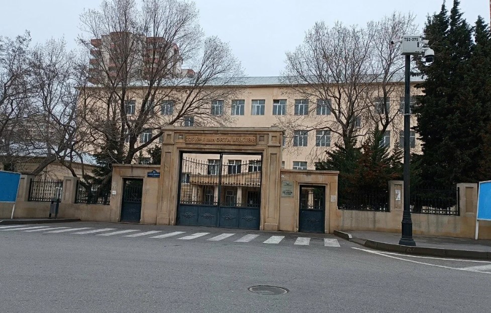 Yasamalda məktəbdə bədbəxt hadisə – Şagird öldü – Yenilənib